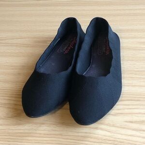 Skechers Slip On Flats Black Air Cooled Memory Foam Womens Size 7.5